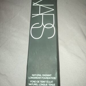 NARS Dark 5 Zambie Foundation in Sleek Black
